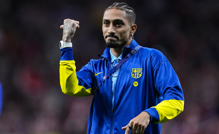 VÍDEOS | Raphinha estalla con el arbitraje tras la eliminación del Barça: 