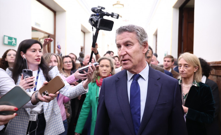 Feijóo desata la polémica: acusa al Gobierno de regularizar inmigrantes con antecedentes y casos de agresión sexual “a granel”