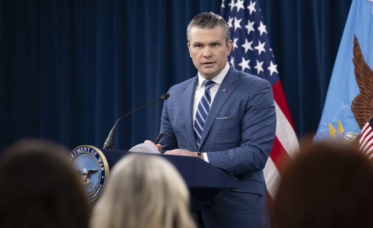 Estados Unidos toma el control del estrecho de Ormuz y fuerza a dar media vuelta a 13 barcos