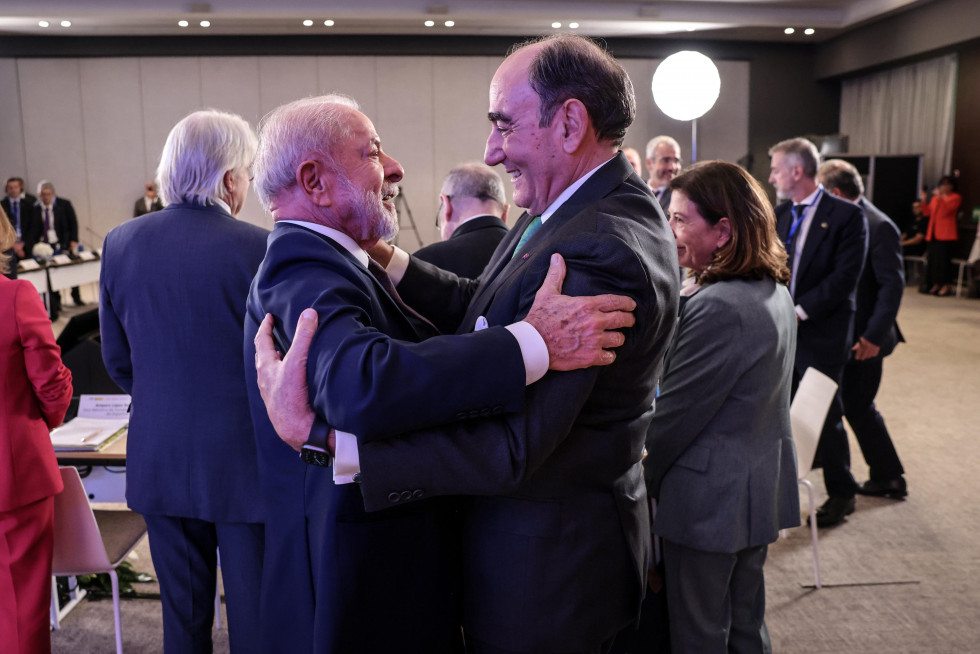El presidente de Iberdrola y el presidente de Brasil en el encuentro de Barcelona