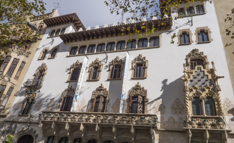 El arte que rompe el silencio: el Palau Macaya debate sobre la creación inclusiva en la comunidad sorda