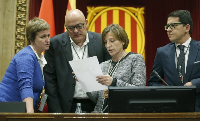 Parlament2 1 1