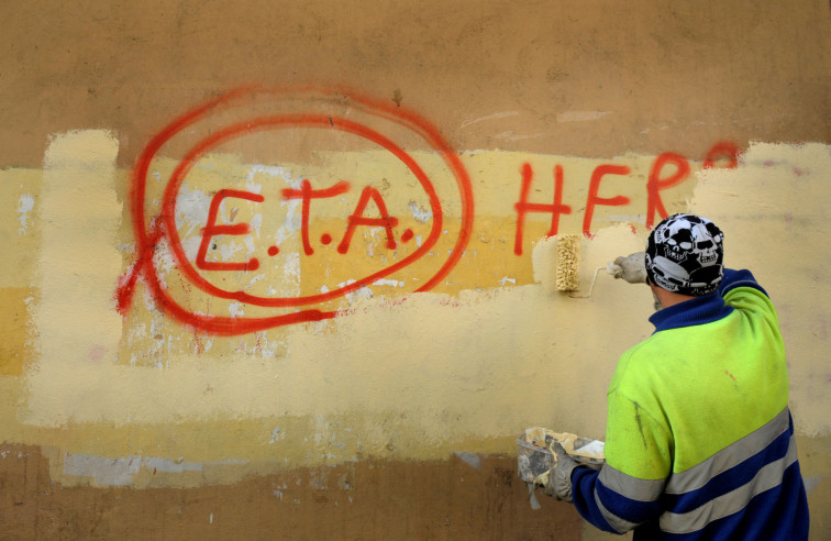 ETA podría completar su disolución en verano en un proceso en el que piden que los presos opinen