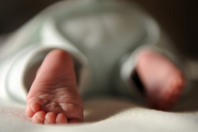 Muere un bebé de ocho meses atropellado por un coche marcha atrás en El Bruc (Barcelona)