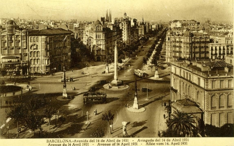 Colau rebautiza la plaza Joan Carles I como Cinc d'Oros con las críticas del PP
