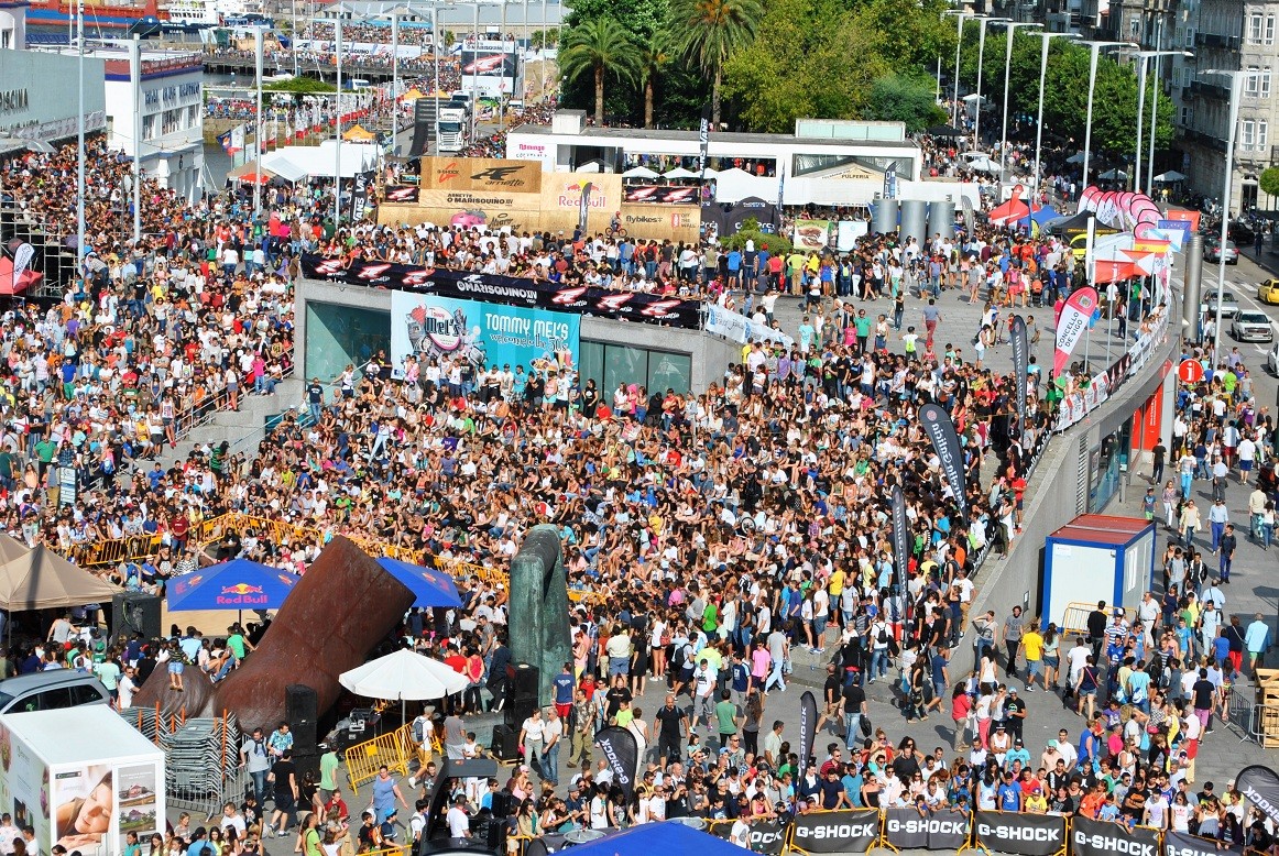 O Marisquiu00f1o XIV, 2014, Paseo das Avenidas
