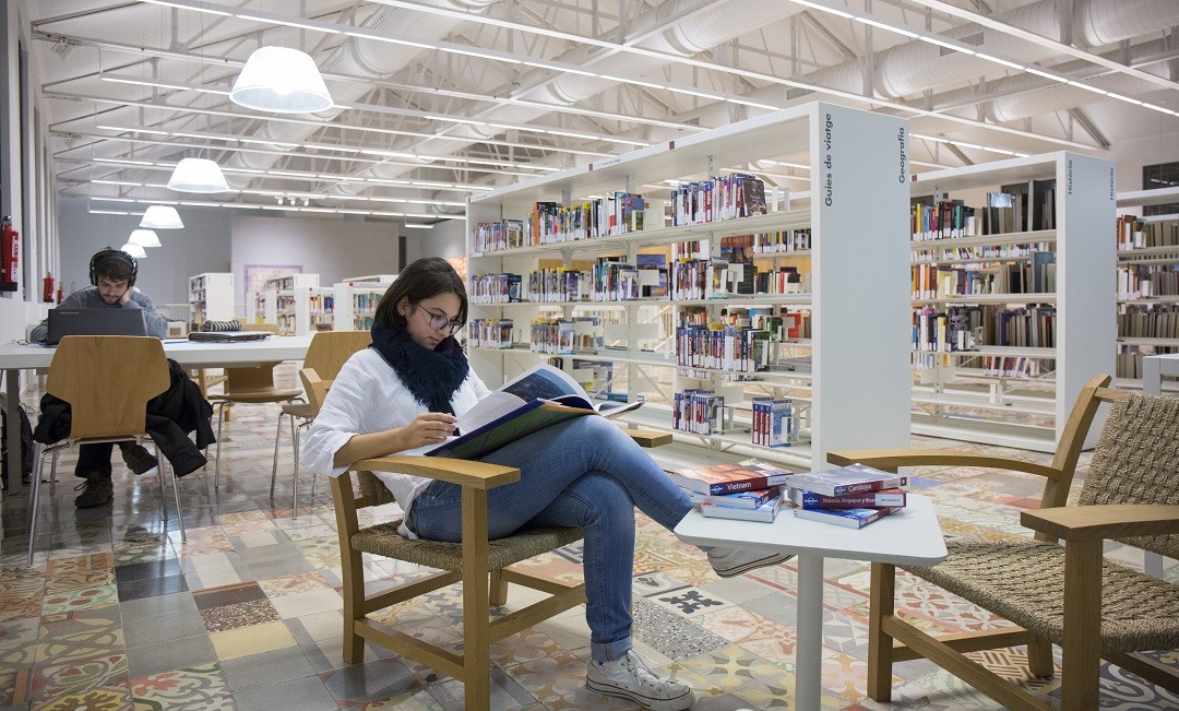 Biblioteca de Vilassar de Mar Pau Fabregat Diputaciu00f3 de Barcelona