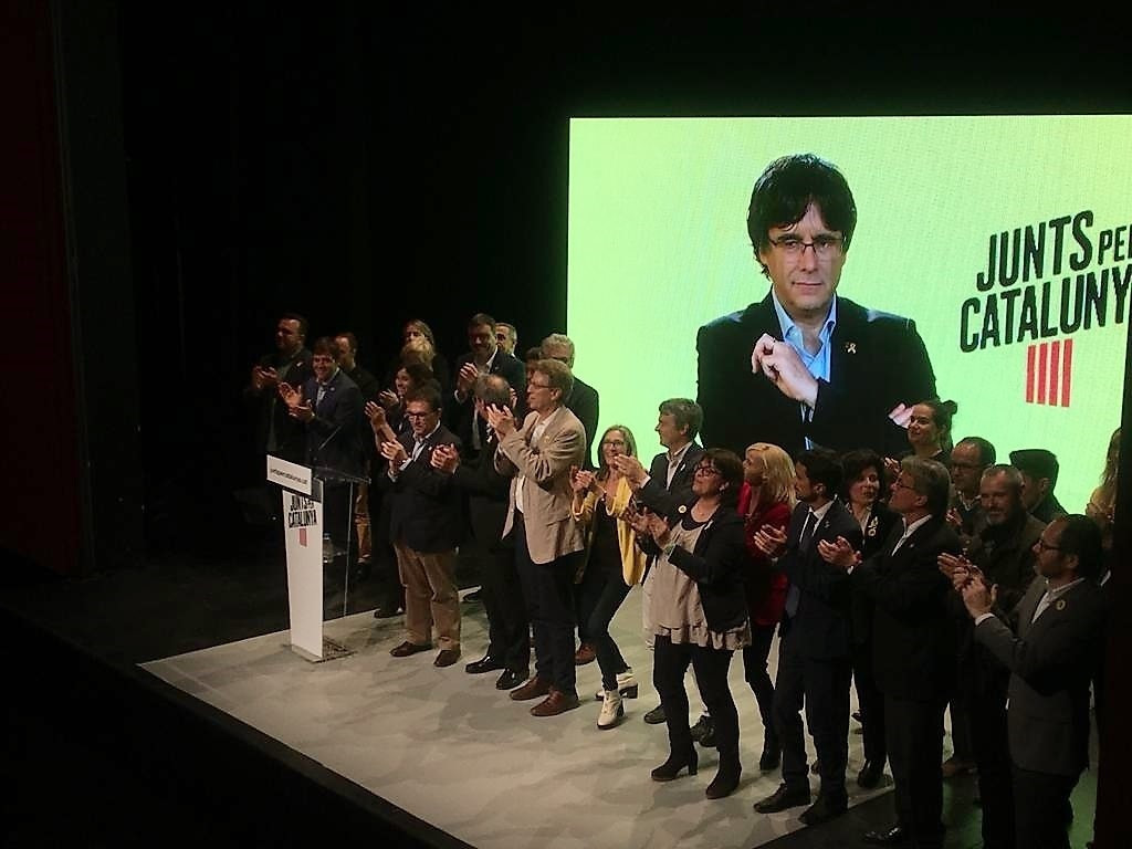 Acto Puigdemont juntos para catalunya imagen