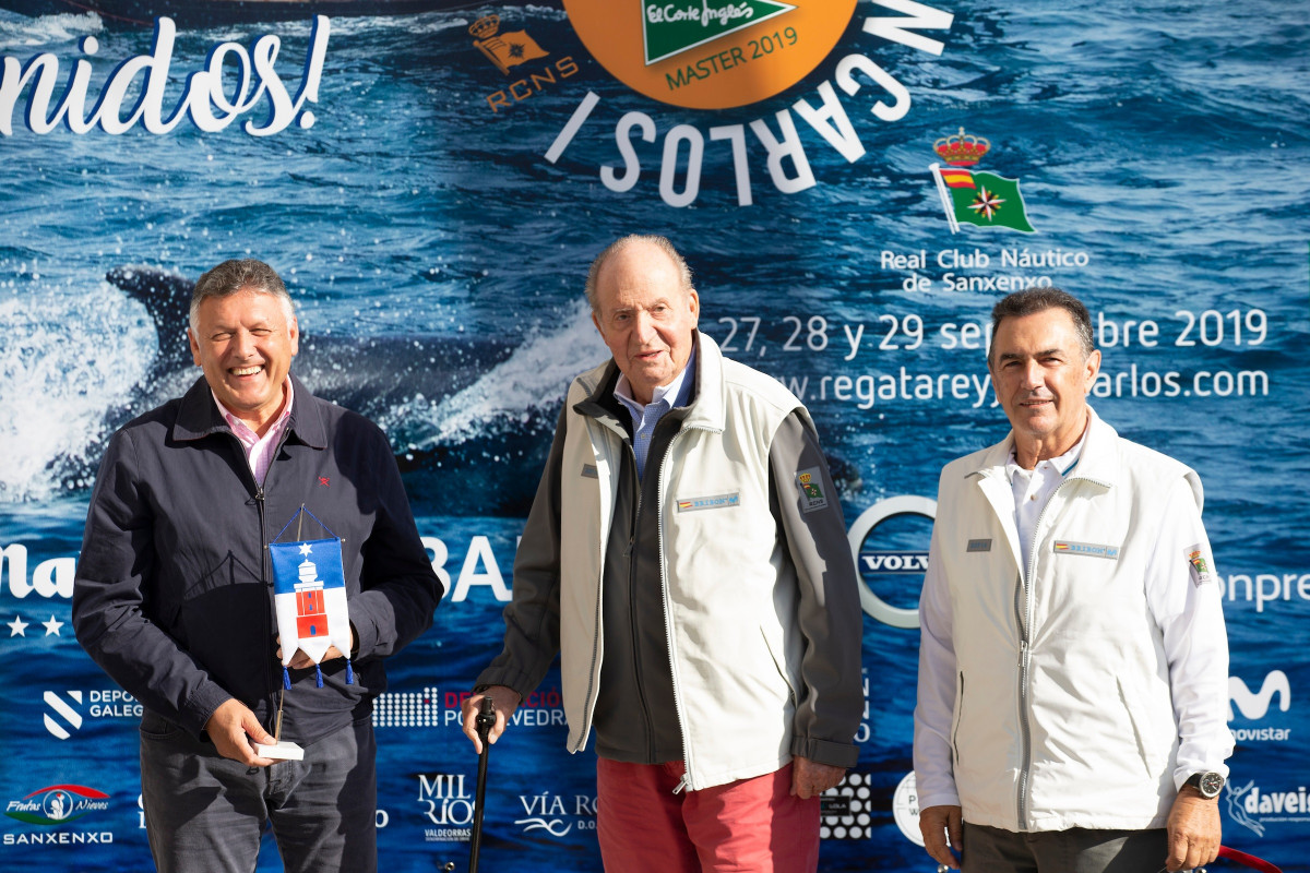 El rey emérito Juan Carlos I en la Regata Rey Juan Carlos - El Corte Inglés Máster 2019, en Sanxenxo.