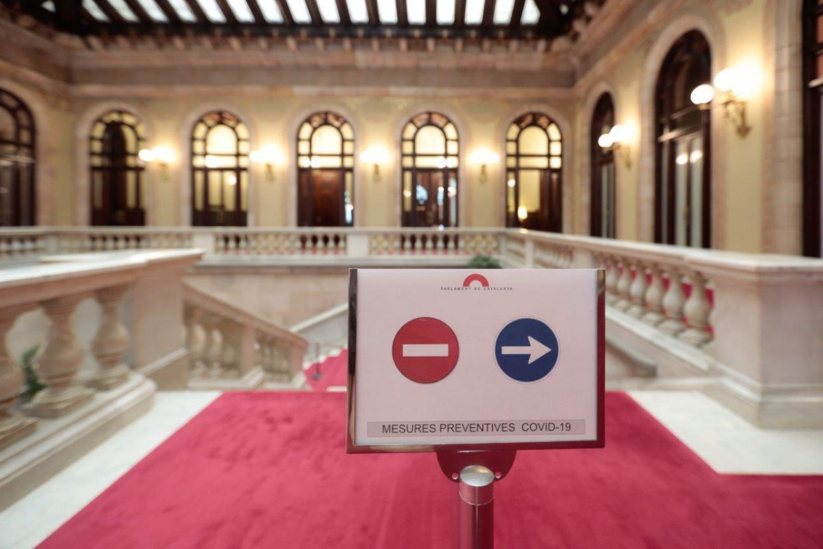 El Parlamento adapta los espacios del Palau con medidas para la prevención de contagios del Covidien-19