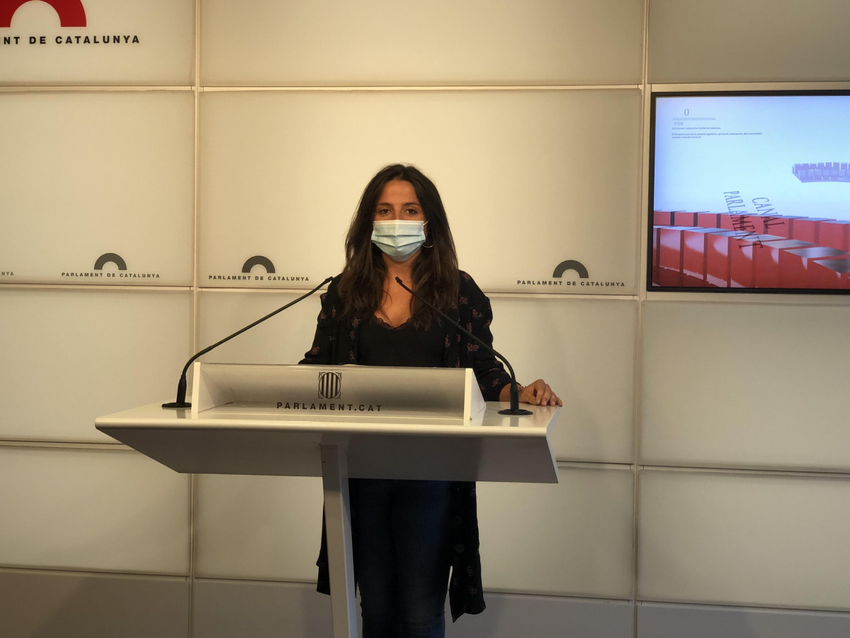 La diputada de la CUP en el Parlamento Maria Sirvent en rueda de prensa este martes 1 de septiembre