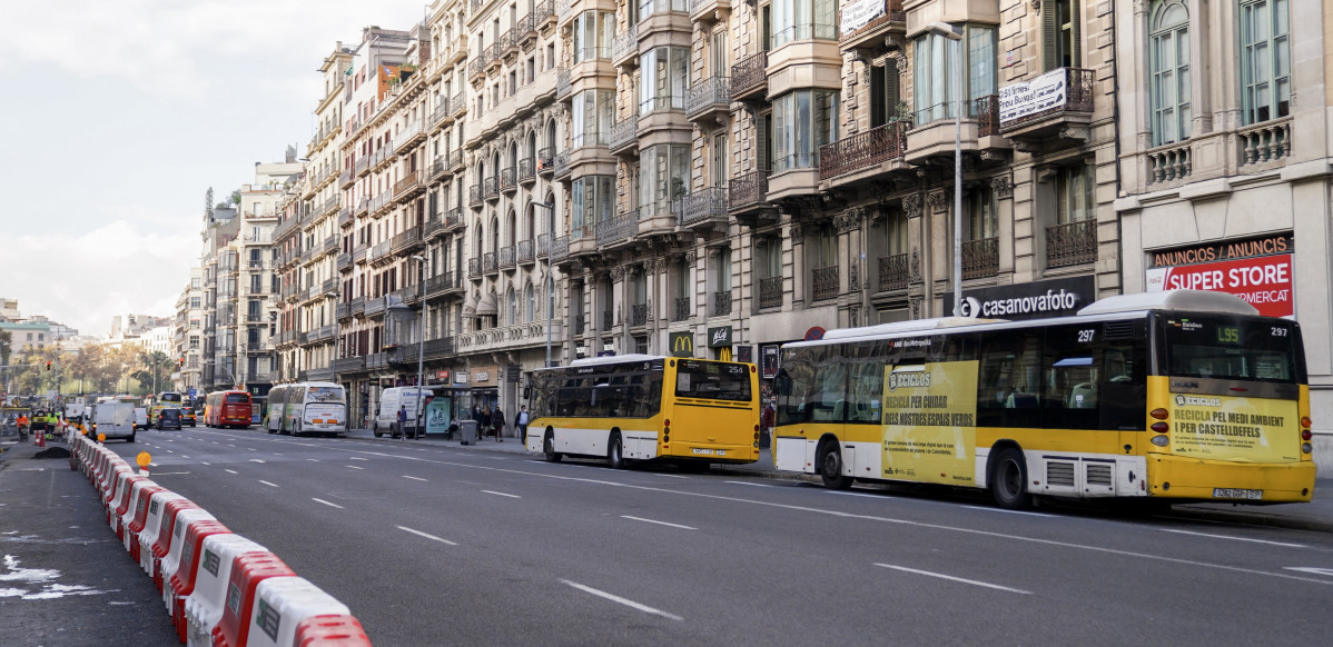 Autobuses ronda universidad