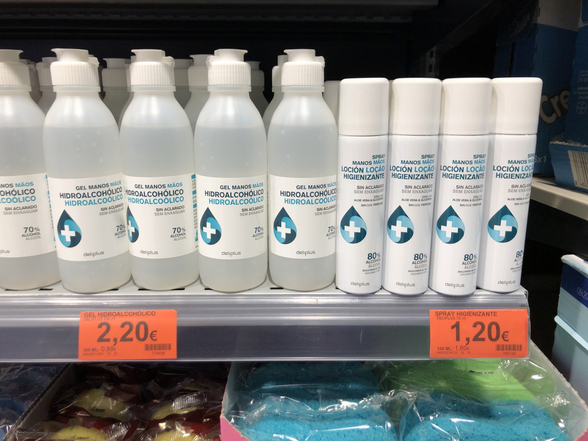 FOTOGRAFÍA Nuevo spray de manos lociu00f3 hidroalcohu00f2lica al lineal de Mercadona