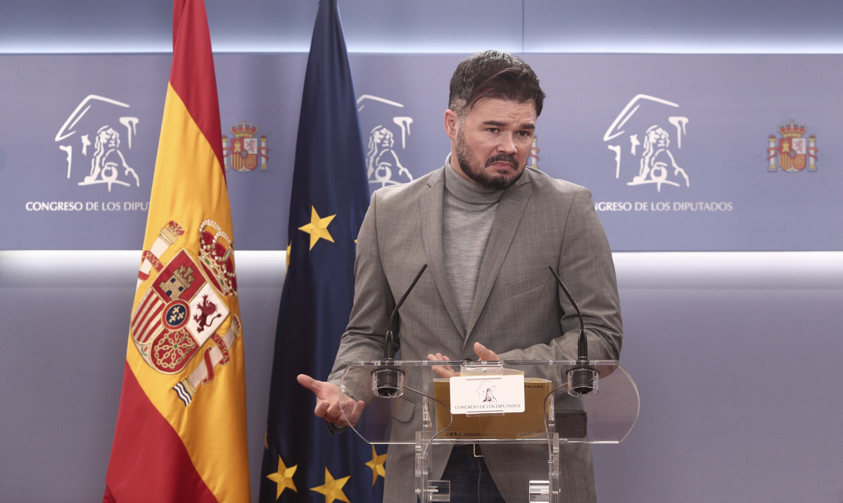 El Portavoz parlamentario de ERC, Gabriel Rufi&aacute;n, interviene durant una rueda de prensa anterior a una Junta de Portavoc&iacute;a convocada en el Congreso de los Diputados, en Madrid, (Espa&ntilde;a), a 23 de marzo de 2021.
