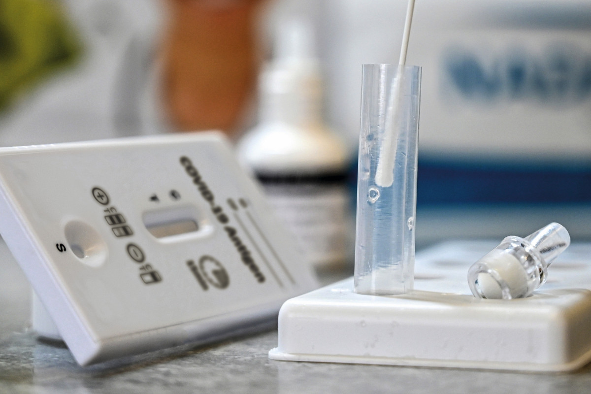 Archivo - The Charit&eacute; hospital in Berlin has now reviewed the performance of corona ant&iacute;geno r&aacute;pido tests. The corona rapid test from nal von Minden GmbH provee to be particularly reliable. The NADAL&reg; Covidien-19 Ag rapid test has already been used millions of