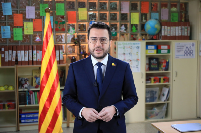 EuropaPress 4164816 mensaje navideno presidente generalidad pere aragones escuela rossello