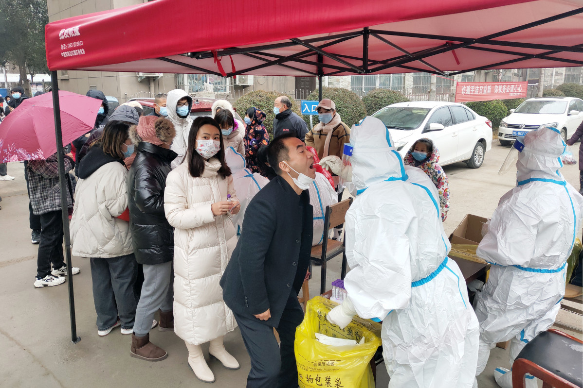 EuropaPress 4184943 10 january 2022 china anyang residentes of huatong century city community