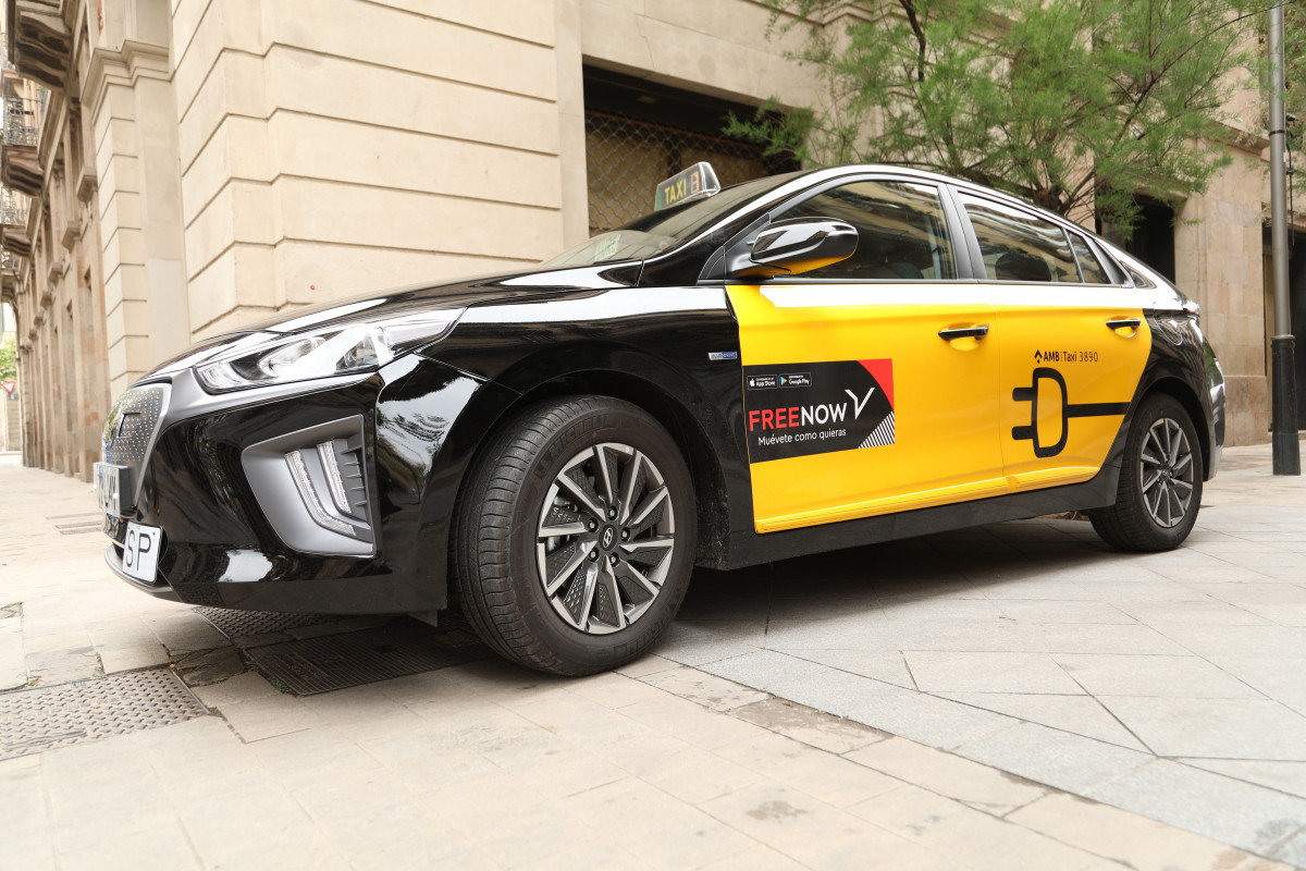 Archivo - Taxi de Free Now a Barcelona