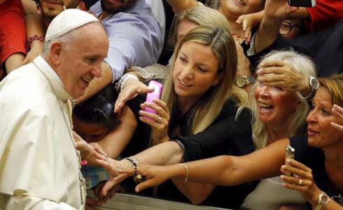 El Papa Francisco afirma que los divorciados que se vuelven a casar "no son excomulgados"