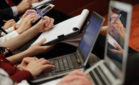 Unos 550 periodistas de 180 medios extranjeros se han acreditado para cubrir las elecciones catalanas