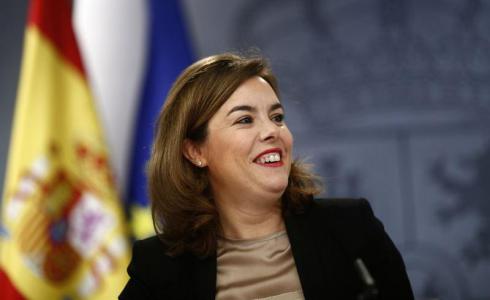 El Gobierno descarta tocar sueldos de Rajoy y ministros y reprocha a Sánchez que el PSOE no hizo "nada" cuando gobernó